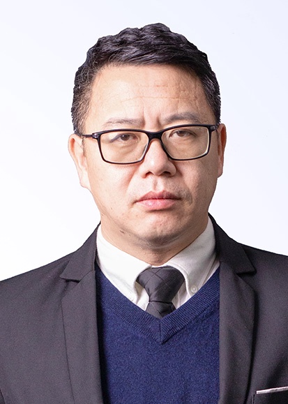 何明